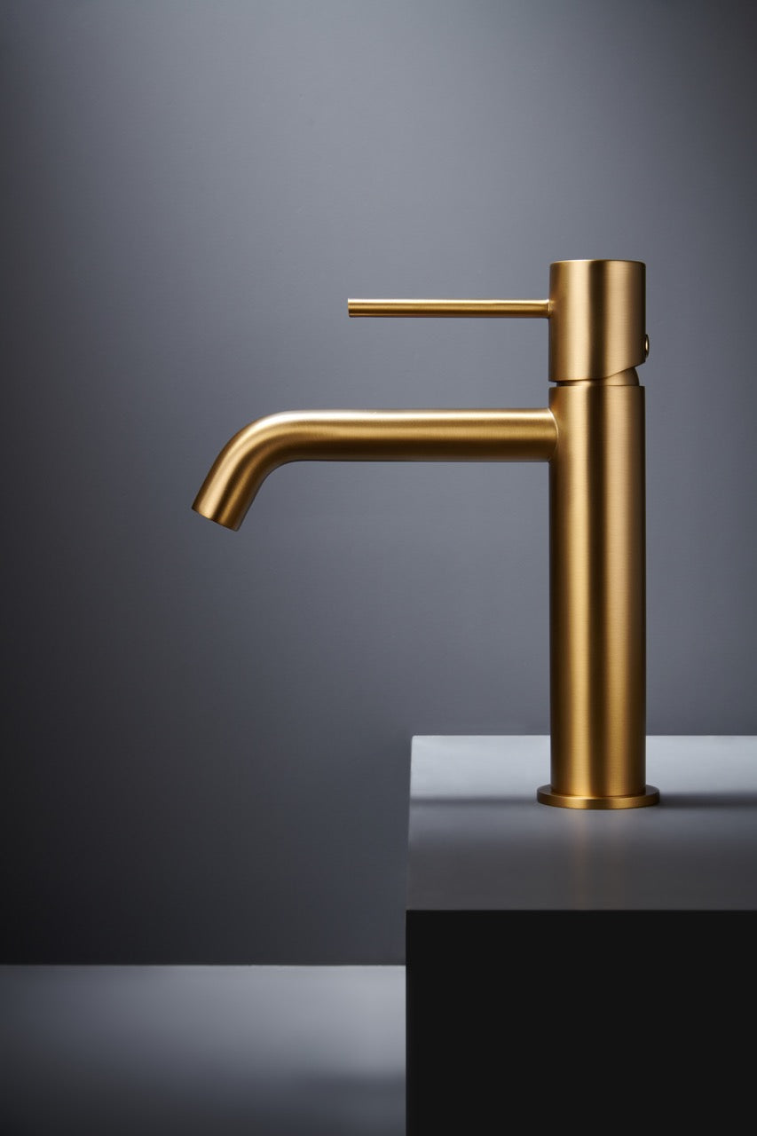 SanoBlu Flow wastafelkraan geborsteld goud