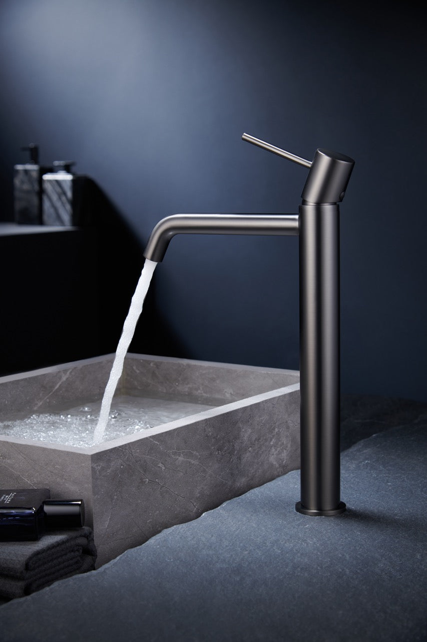 SanoBlu Flow wastafelkraan hoog black gun metal 3