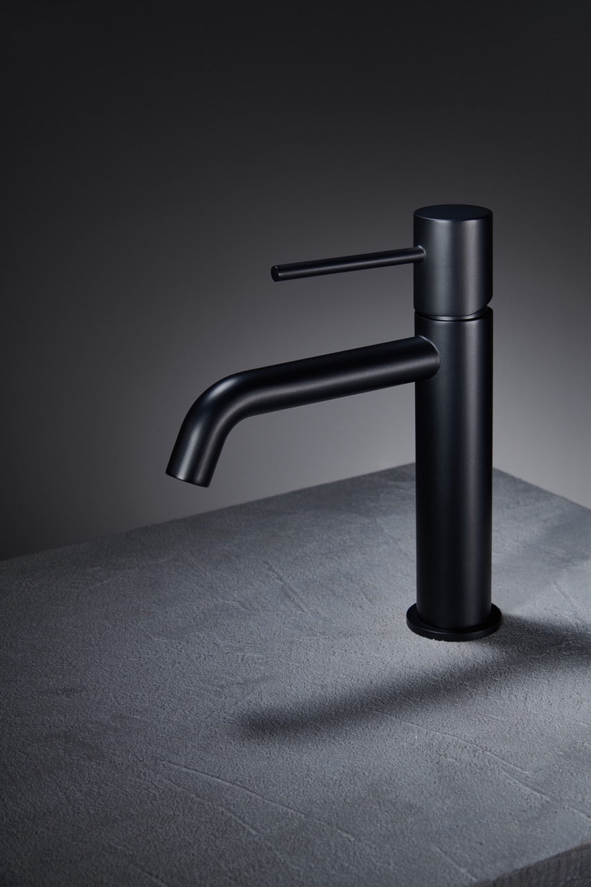 SanoBlu Flow wastafelkraan mat zwart 8